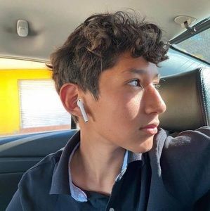 Meet your Posher, Christopher